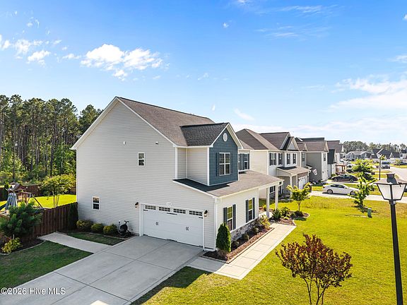 3rd image of 152 Oyster Landing Drive