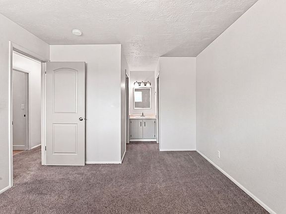 4th image of 471 E 5600 S APT 4