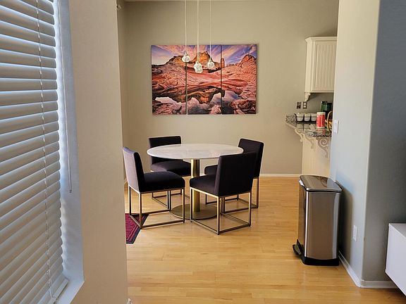2nd image of 122 E Windsong Dr