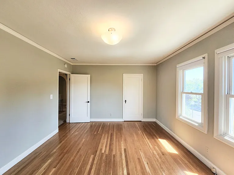 531 Harvard Rd — Photo 28