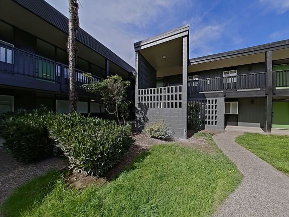 4th image of 745 E 15th Ave