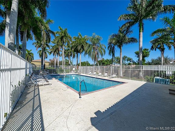 3rd image of 16874 SW 1st Pl