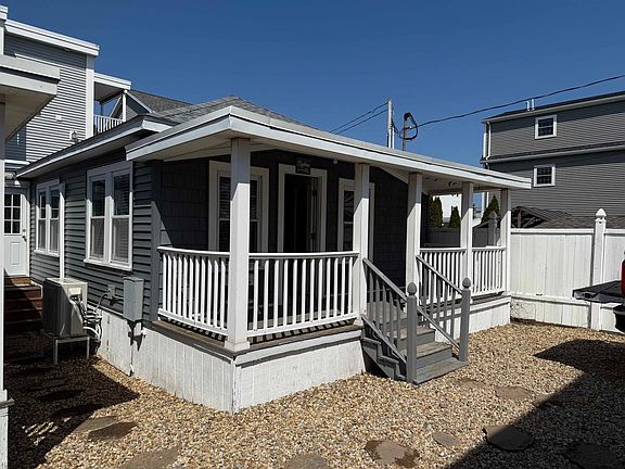 4th image of 7 Dover Avenue