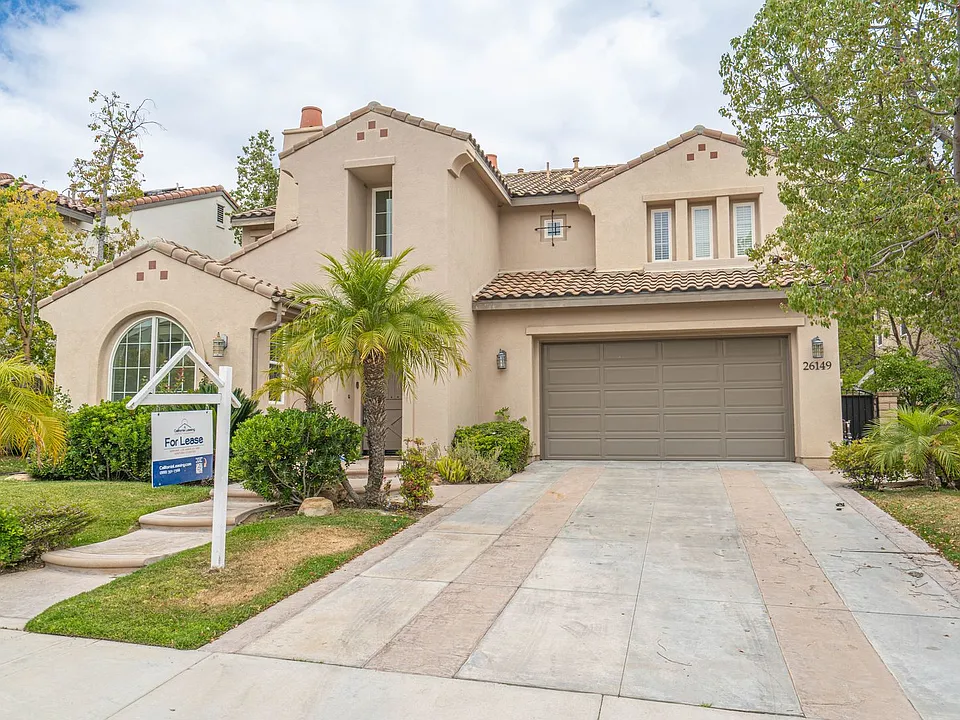 26149 W Shadow Rock Ln