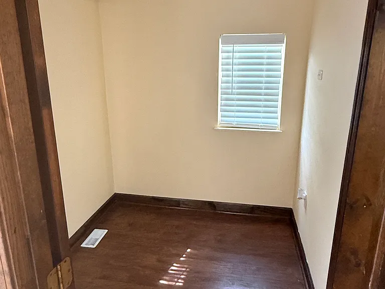 1244 Lamar Hwy — Photo 3