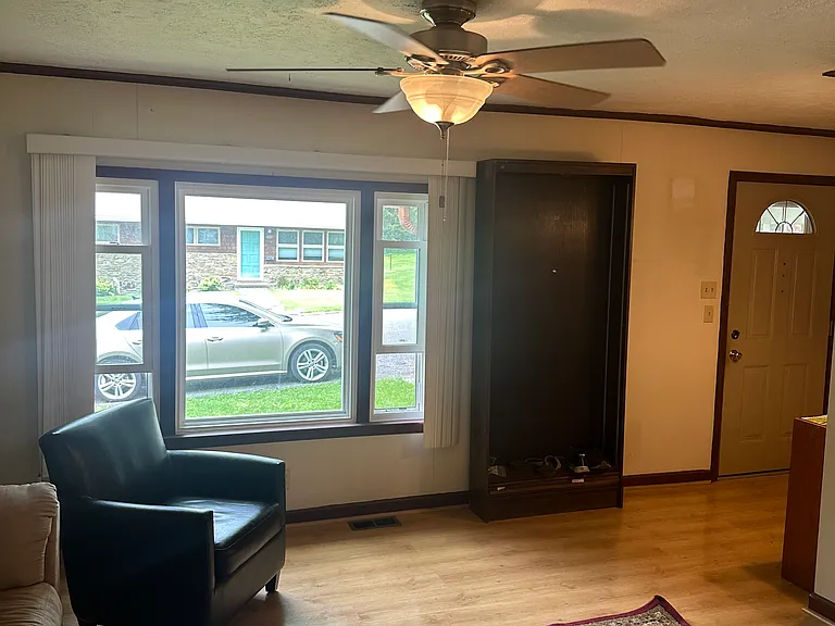 1220 S Stull Ave — Photo 3