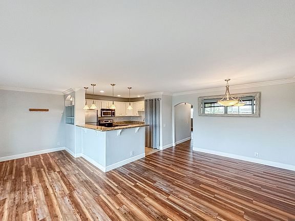 3rd image of 1233 22nd St Unit 2