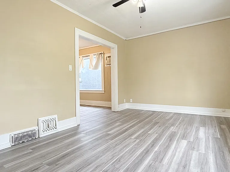 1165 Howard Ave #4 — Photo 3
