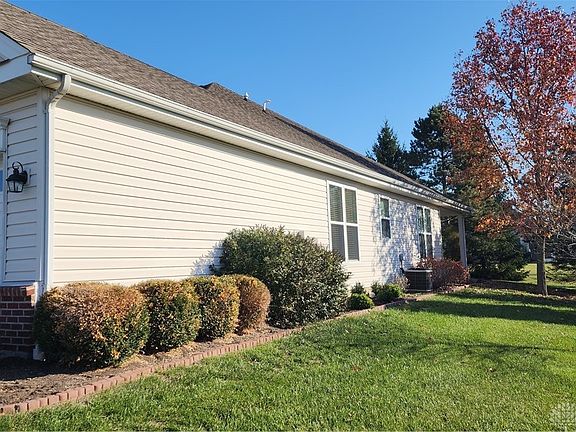 4th image of 1341 Meadow Vista Dr
