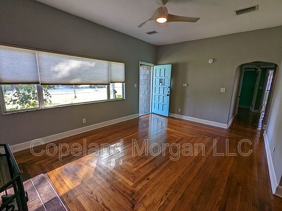 4th image of 4925 2nd Ave S