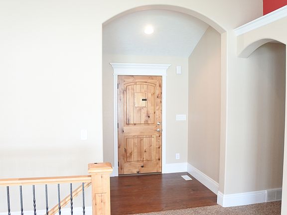 2nd image of 3441 Darlington Ave
