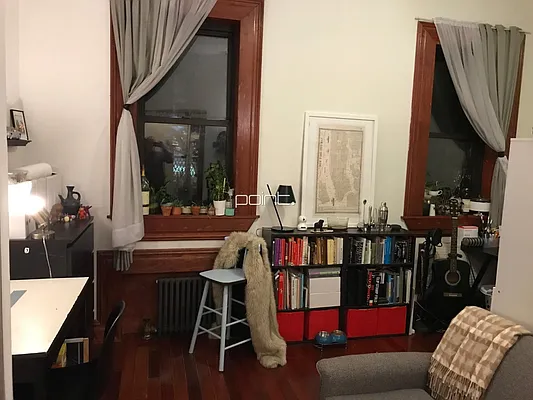 Rented by Point NYC | media 23