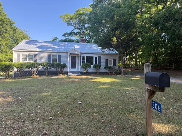 206 Griffith St, Winder, GA 30680