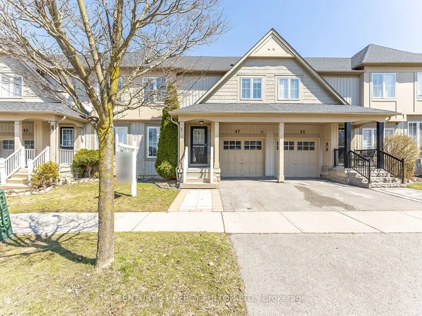 47 Harrongate Pl, Whitby, ON L1R 3E4