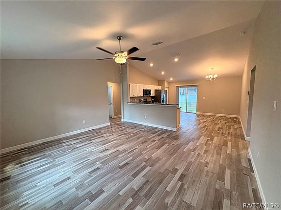 3rd image of 15705 SW 19th Avenue Rd