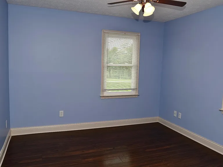 317 Darby Creek Rd — Photo 12
