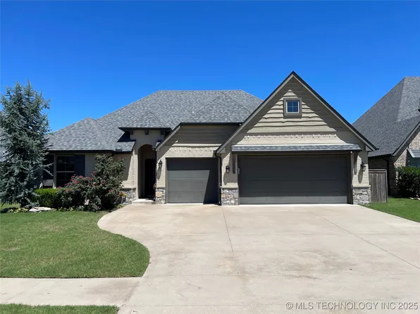 12909 S 5th St, Jenks, OK 74037