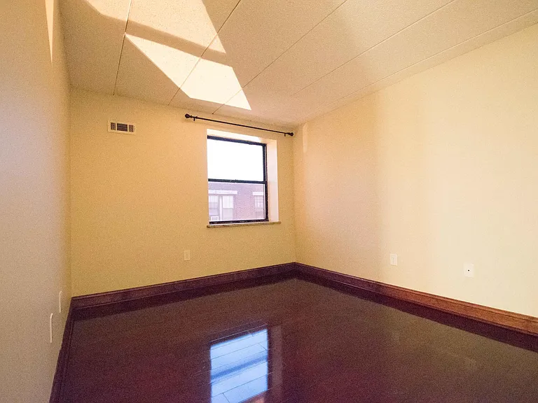 1933 Commonwealth Ave #611 — Photo 7