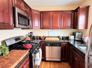 28 White St, Cambridge, MA 02140
