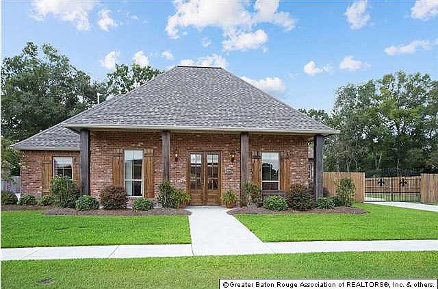 1st image of 10044 W Summerfield Dr