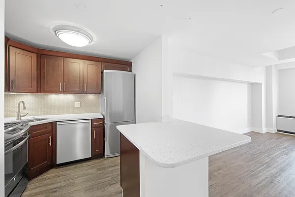 Rented by Stonehenge NYC LLC | media 6