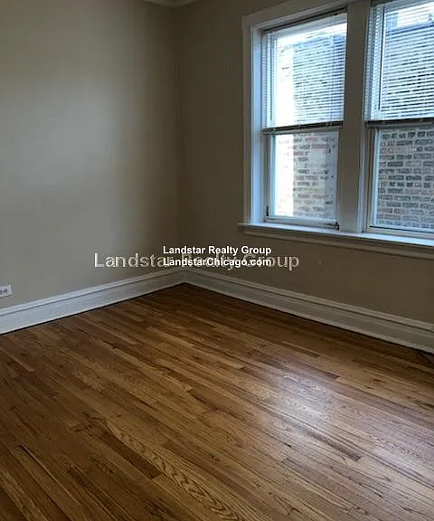 2954 W Belle Plaine Ave #1 — Photo 7