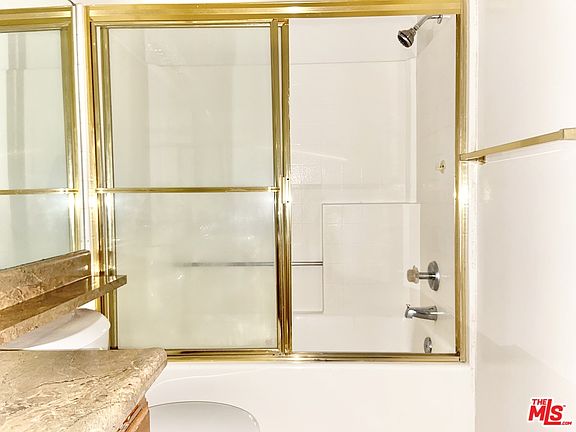 3rd image of 12707 Caswell Ave #102A