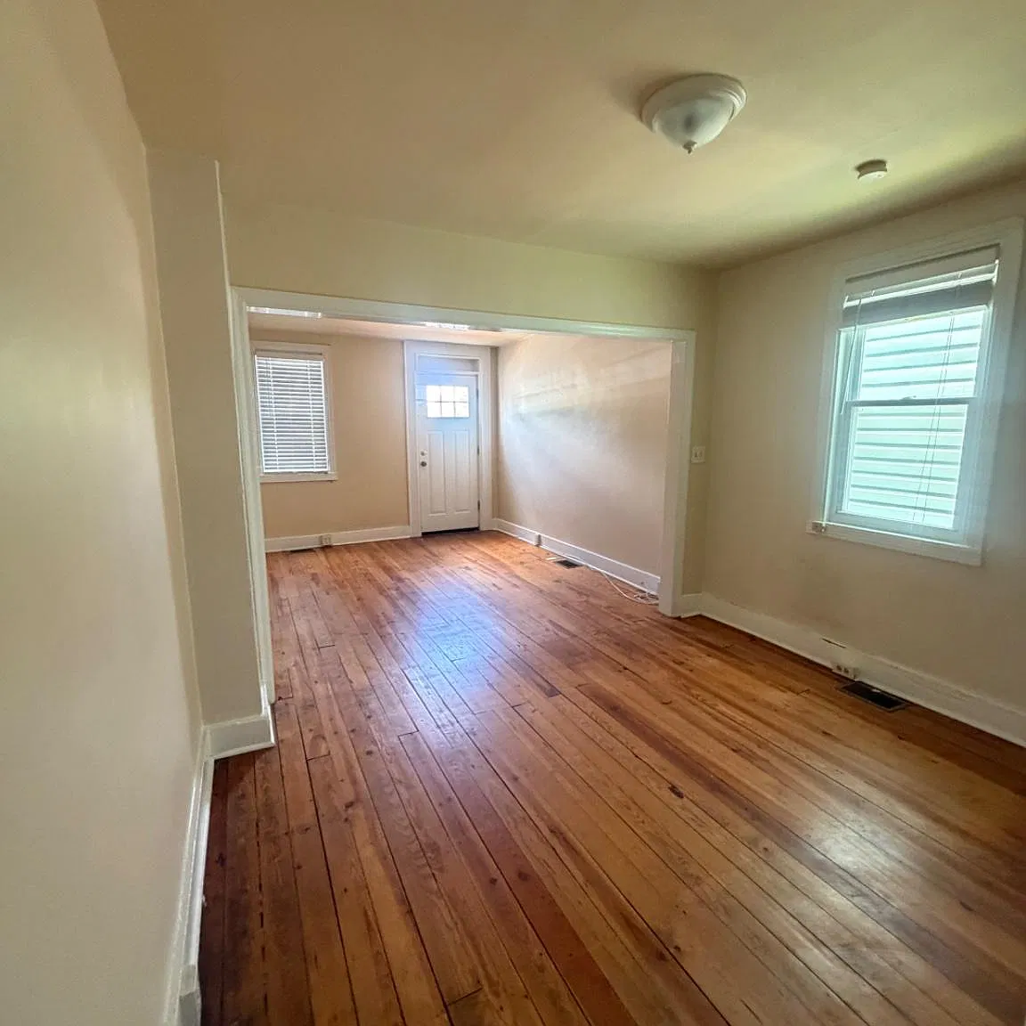2 bed, 2.0 bath, 1104 sqft, $2,200 — Photo 3