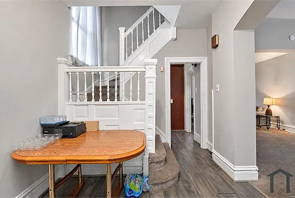 5 bed, $1,800 — Photo 2