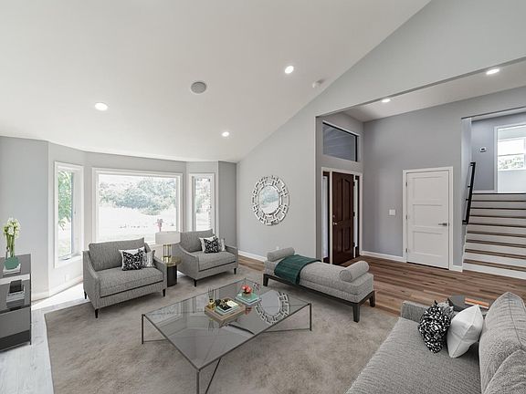 3rd image of 3756 Arlen Ct