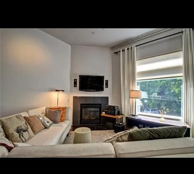 117 30th Ave N #306 — Photo 16
