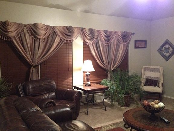 2nd image of 1106 Crozier St