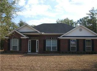 380 Joshua Cir, Ellabell, GA 31308