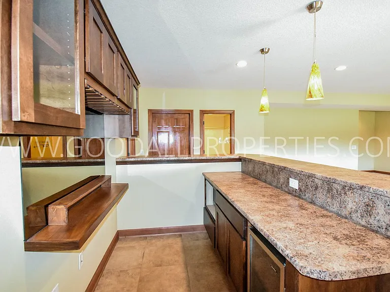 40 NE Gracewood Dr — Photo 19