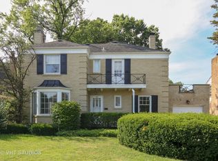 240 W Winthrop Ave, Elmhurst, IL 60126
