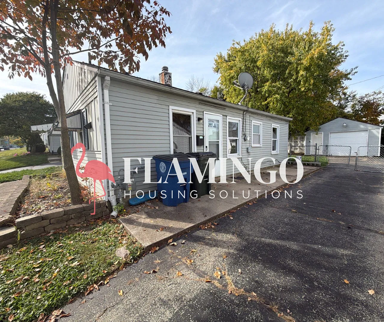 Affordable Dayton Rental Convenient Location with Comfortable Living Space — Photo 3