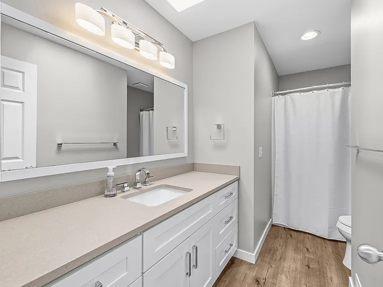 8829 NE 178th St — Photo 33