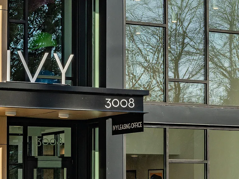 Ivy at Interbay — Photo 26
