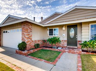 10020 Burrock Dr, Santee, CA 92071
