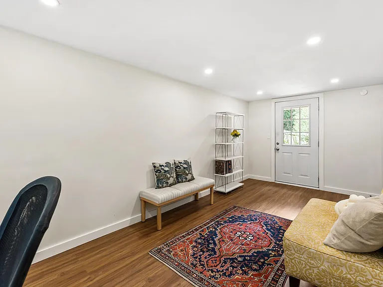 1415 Cherry Ave — Photo 28