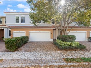 119 Gramercy Square Dr, Delray Beach, FL 33484