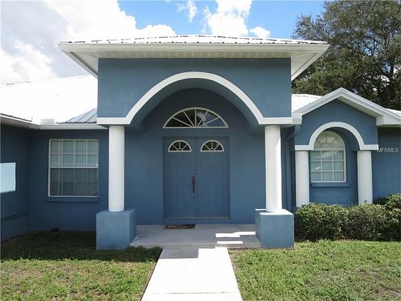 2nd image of 3916 Treasure Cir