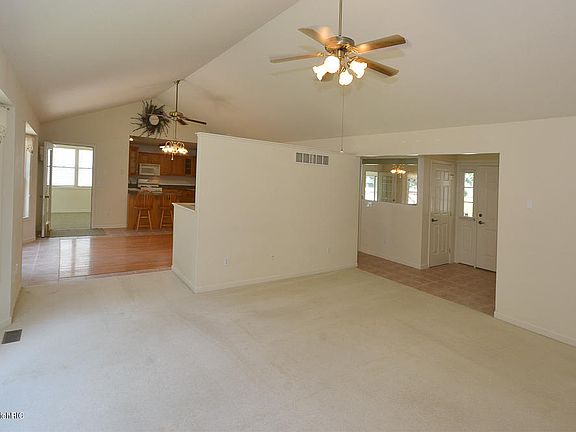 5th image of 7898 Wapiti St
