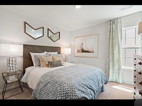 4th image of 413 Pine St