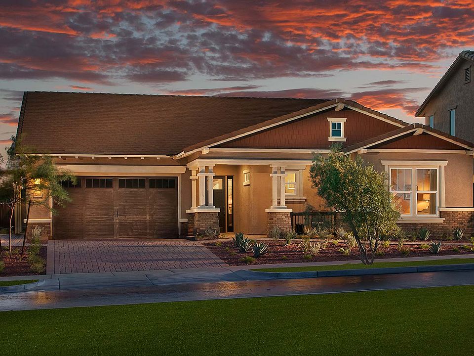 Beautiful Move-In Ready Agave Model Home ; Available Now!