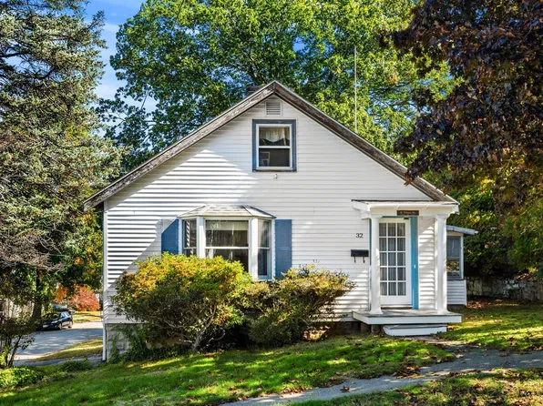 32 Whitney Ave, Beverly, MA 01915