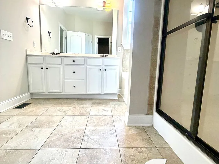 220 Asheford Way — Photo 16