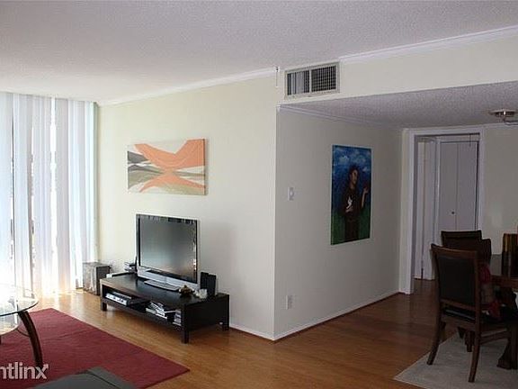 3614-montrose-blvd-unit-404-houston-tx-building-photo(2)