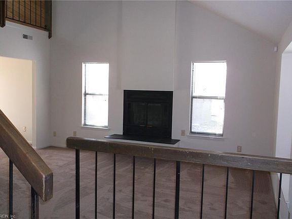 4th image of 712 Ninebark Ct