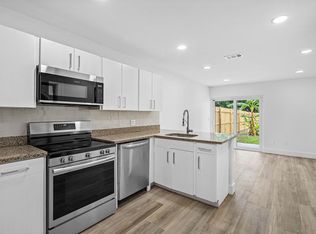 1303 White Pine Dr, Wellington, FL 33414